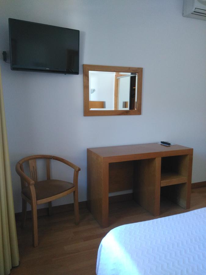 Dom Hotel Penafiel Bagian luar foto