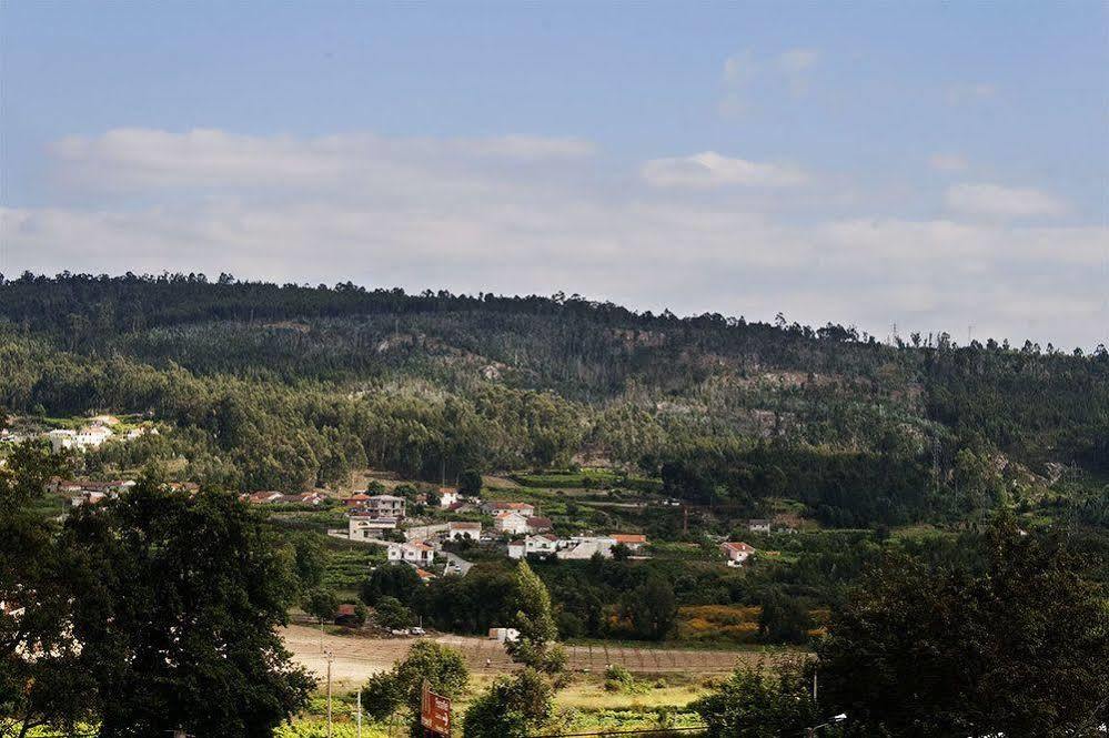 Dom Hotel Penafiel Bagian luar foto